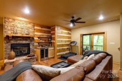 115-grinnin-sun-home-burnsville-nc_10