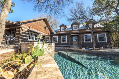 6x12-traditional-home-in-wimberley-tx_02