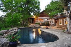 6x12-traditional-home-in-wimberley-tx_05