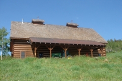 five-pines-mesa-barn-in-yampa-co_01