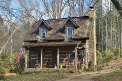 luck-guesthouse-in-fletcher-nc