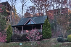 stayed-in-a-little-cubbie-in-sevierville-tn